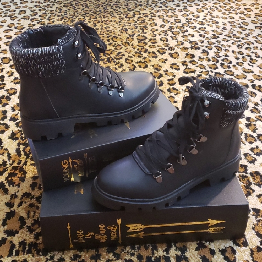 ❌❌SOLD❌❌ Lust 4 Life Boots